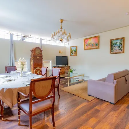 Duplex Apartment Le Thillay